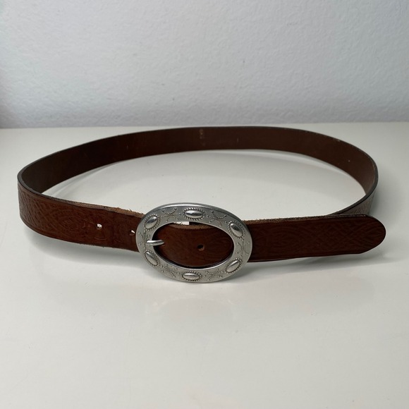 Womens Brown Genuine Leather Embossed Western Belt Silver Oval Buckle M USA - Picture 4 of 10